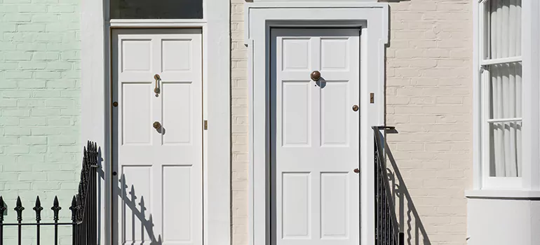 Mirror Closet Door Repair in Midway, FL