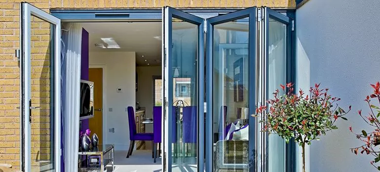 Bifold Door Repairs Near Me in Midway, FL