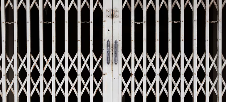 Steel Line Garage Door Repairs in Midway, FL